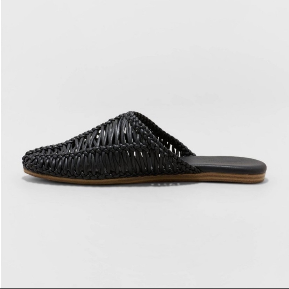 Universal Thread Shoes | Women's Ellen Mule Flats - Universal Thread Black